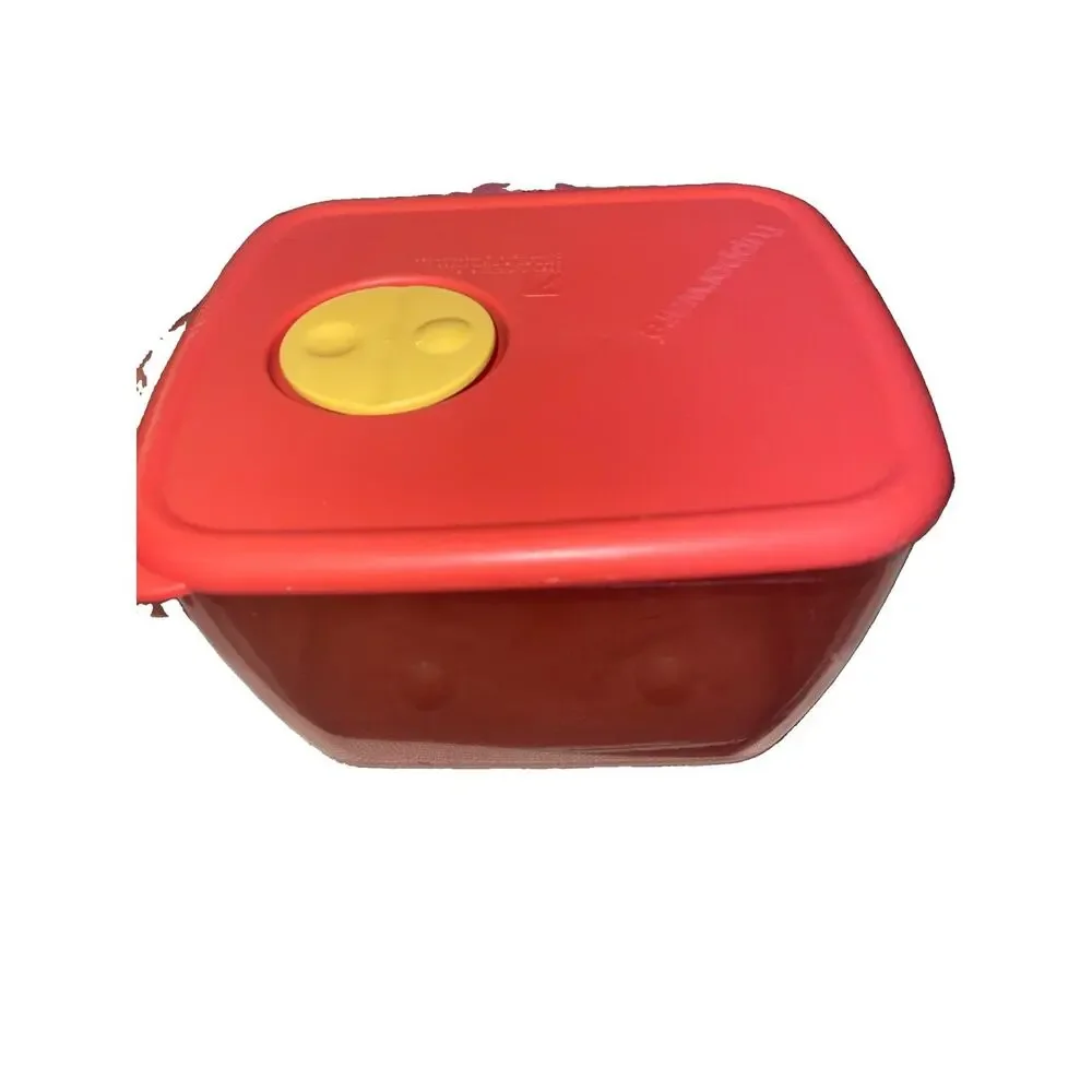 TUPPERWARE VINTAGE *ROCK n SERVE* Microwave Cookware 6 1/4 Cup Red Translucent